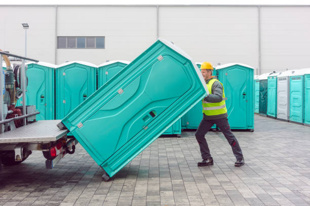 Porta potty delivery and setup in El Cerrito, CA